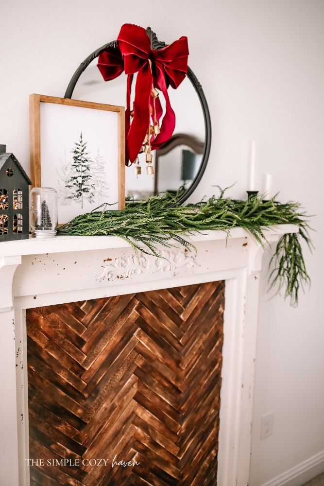 How to Decorate your Master Bedroom for Christmas